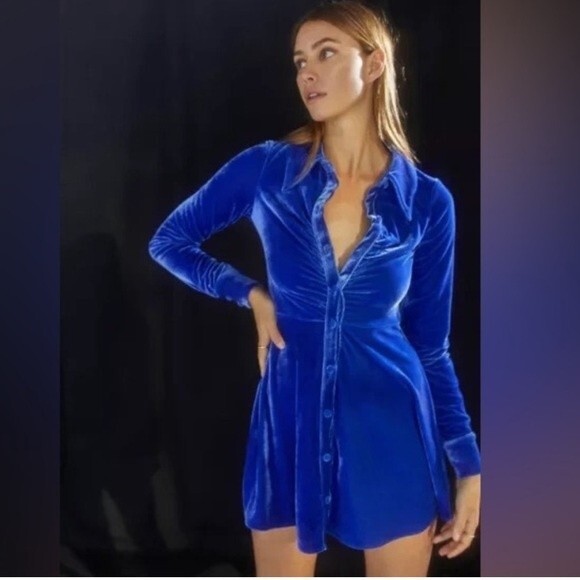 Urban Outfitters Uo Nellie Ruched Velvet Shirt Dress in Blue XS NWT - Picture 1 of 13